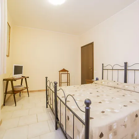 Del Vecchio Borgo Отель 3*