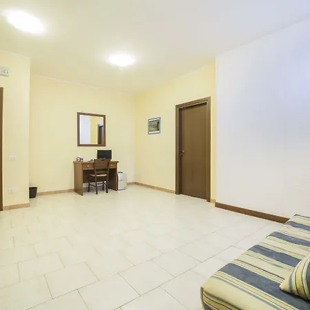 Отель Del Vecchio Borgo
