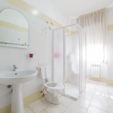 Отель Del Vecchio Borgo Вакри