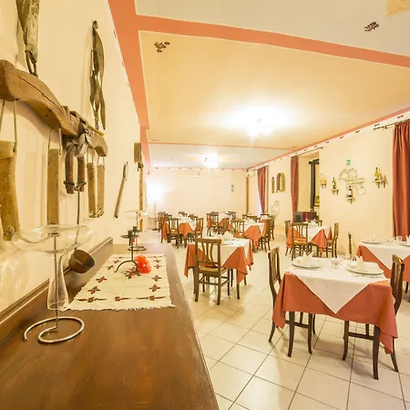 Отель Del Vecchio Borgo