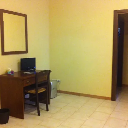 Отель Del Vecchio Borgo