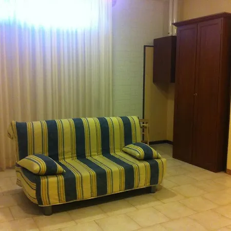 Отель Del Vecchio Borgo 3*