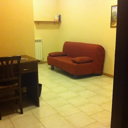 Отель Del Vecchio Borgo 3*