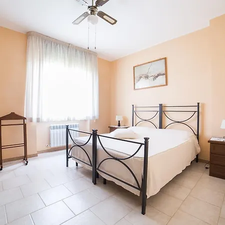 Отель Del Vecchio Borgo