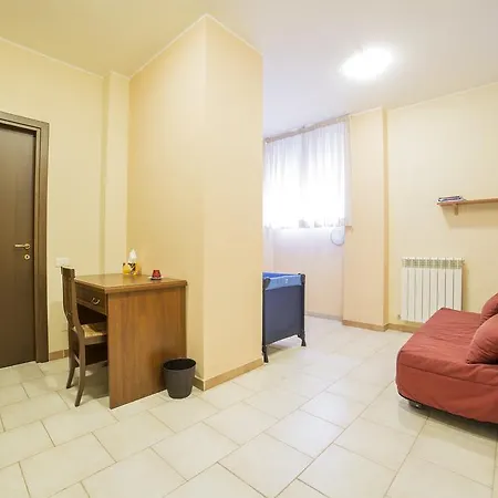 Отель Del Vecchio Borgo Вакри
